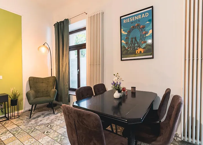 Apartment At Schoenbrunn #1